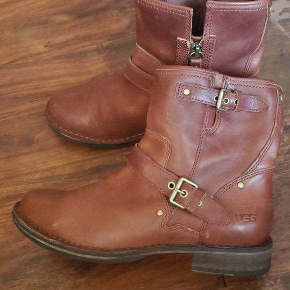 UGG LEATHER BOOTS - Picture 2 of 6